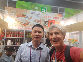 104th Food Drink Exhibition, black tartary buckwheat sand golden tea became a hot product！